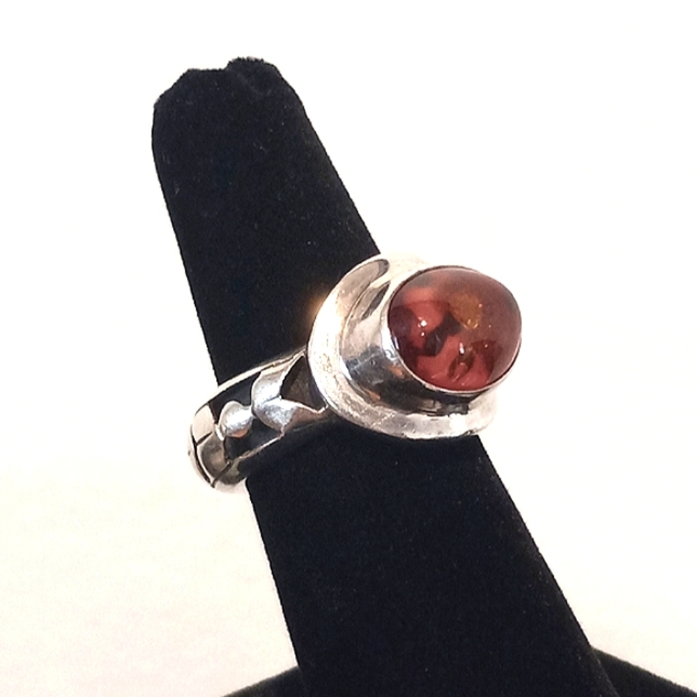 Lori Bonn 925 amber ring
